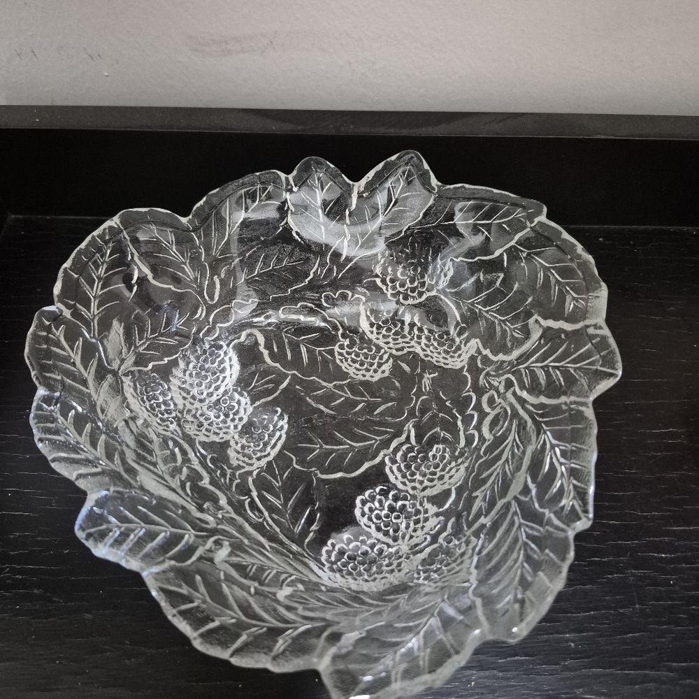 Vintage Indiana Glass Loganberry Berries & Leaves Clear Berry Bowl Candy Dish
